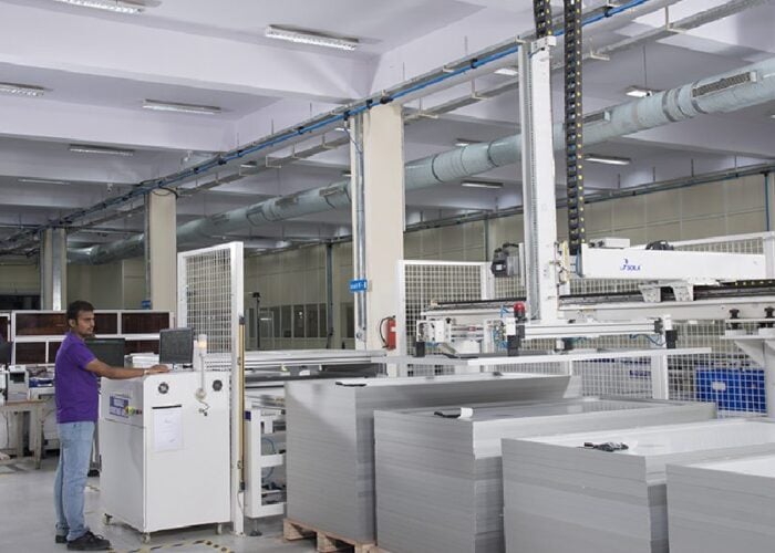 The modules will be manufactured at Emmvee’s facilities in Dabaspet and Sulibele, Karnataka and installed at KPI Green’s facility in the western state of Gujarat, India. Image: Emmvee.
