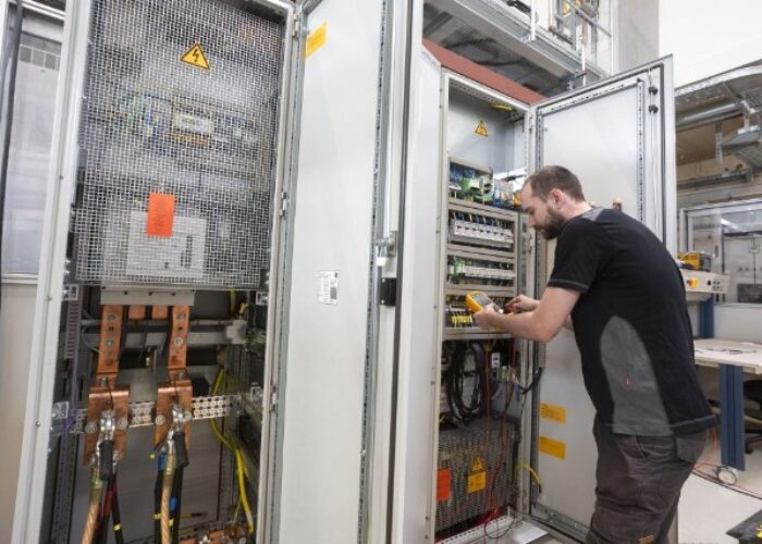 Grid-forming inverter testing at Fraunhofer ISE.